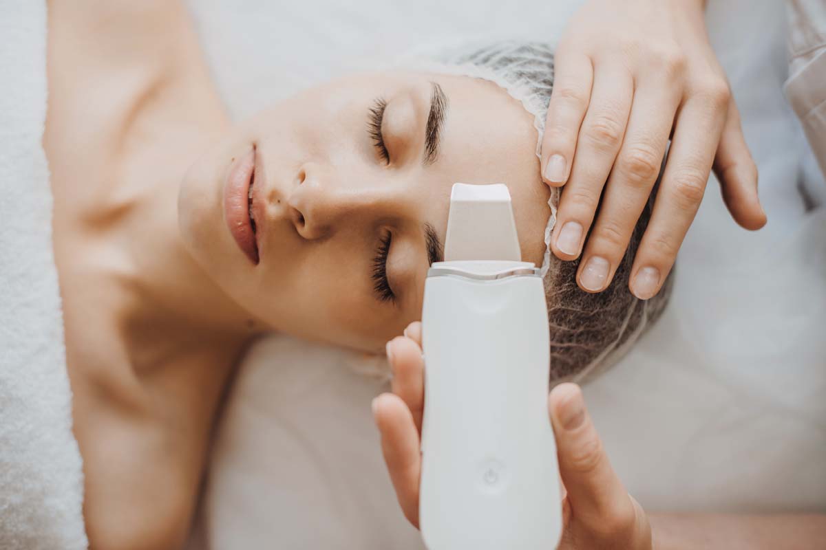Microdermabrasion Ultraschall